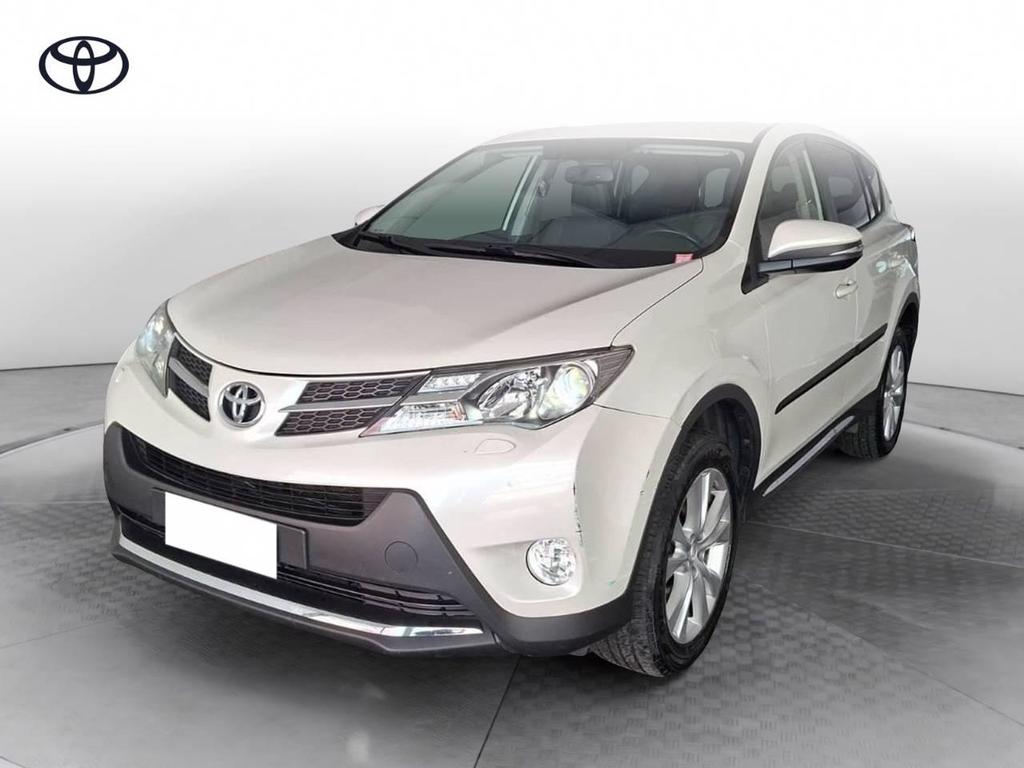 Toyota Rav4 2.0 D-4d Lounge 4wd 124cv Mt Diesel Usata