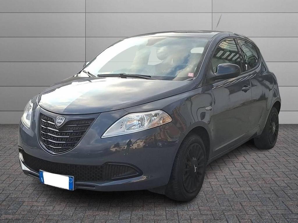 Lancia Ypsilon 1.3 Mjt Elefantino S&s 95cv My14 Diesel Usata