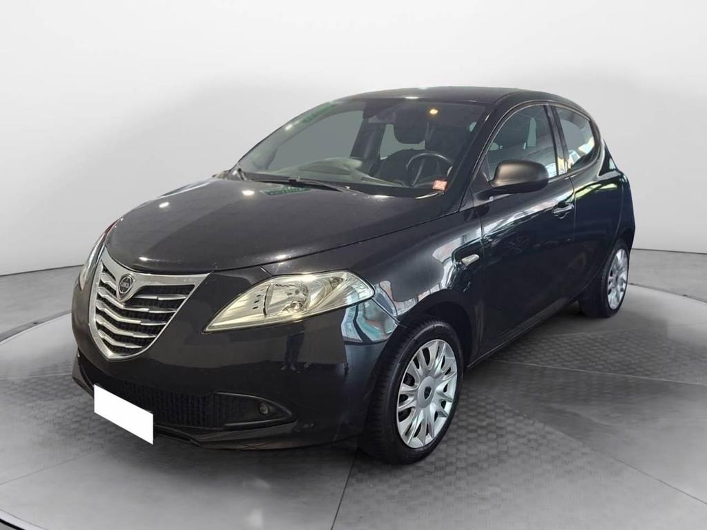 Lancia Ypsilon 1.2 Silver 69cv Benzina Usata