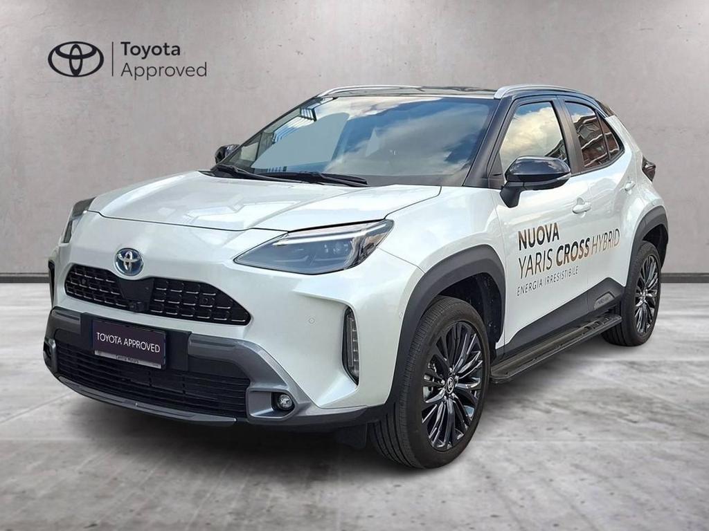 Toyota Yaris Cross 1.5h Adventure Awd-i 116cv E-cvt Ibrida Benzina Usata