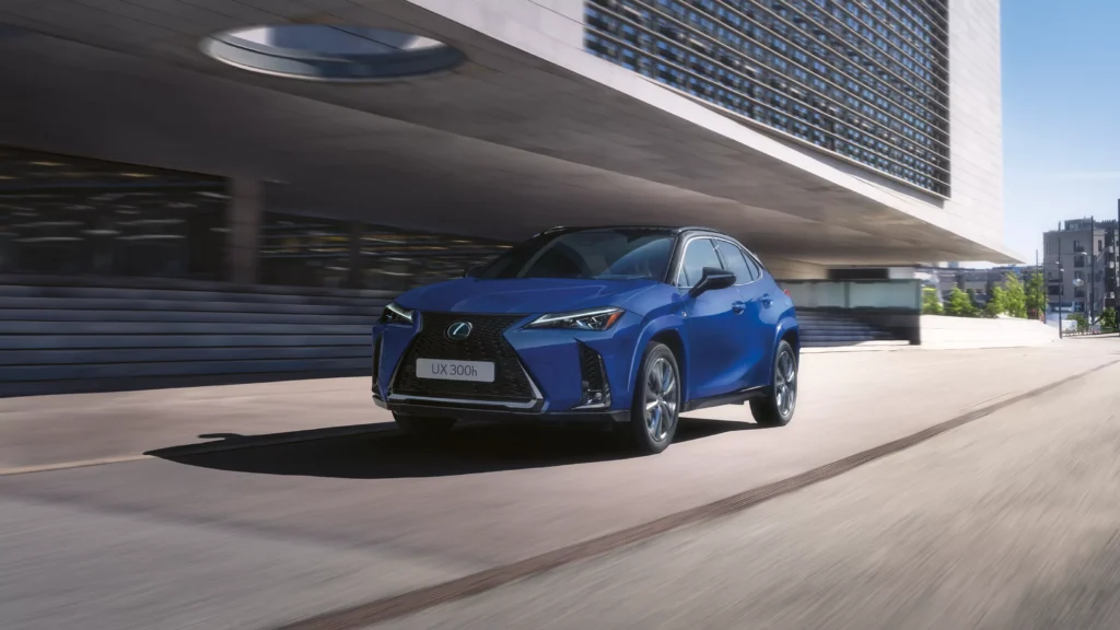 Nuova Lexus Ux 300e